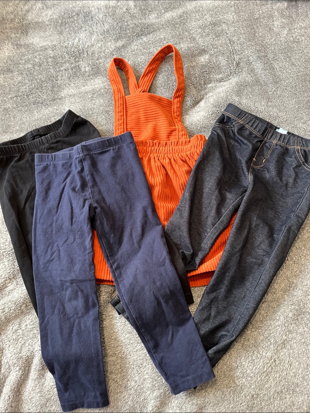 🌻3/$15 Size 3T Winter Bundle-4 Pieces